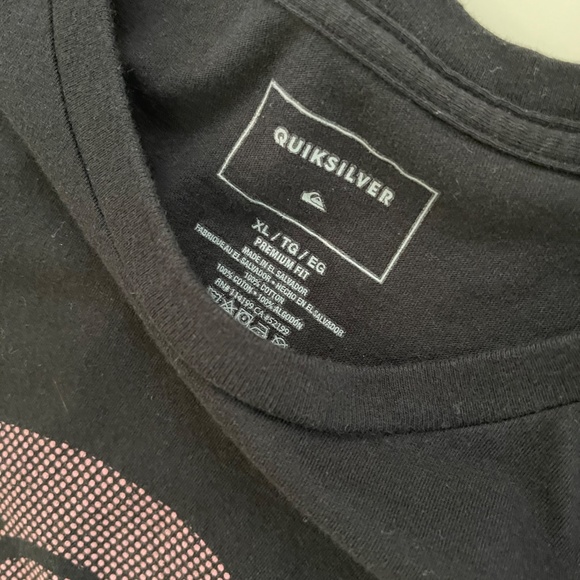 Quiksilver Pink Dot Short Sleeve T-Shirt - XL - Picture 3 of 3